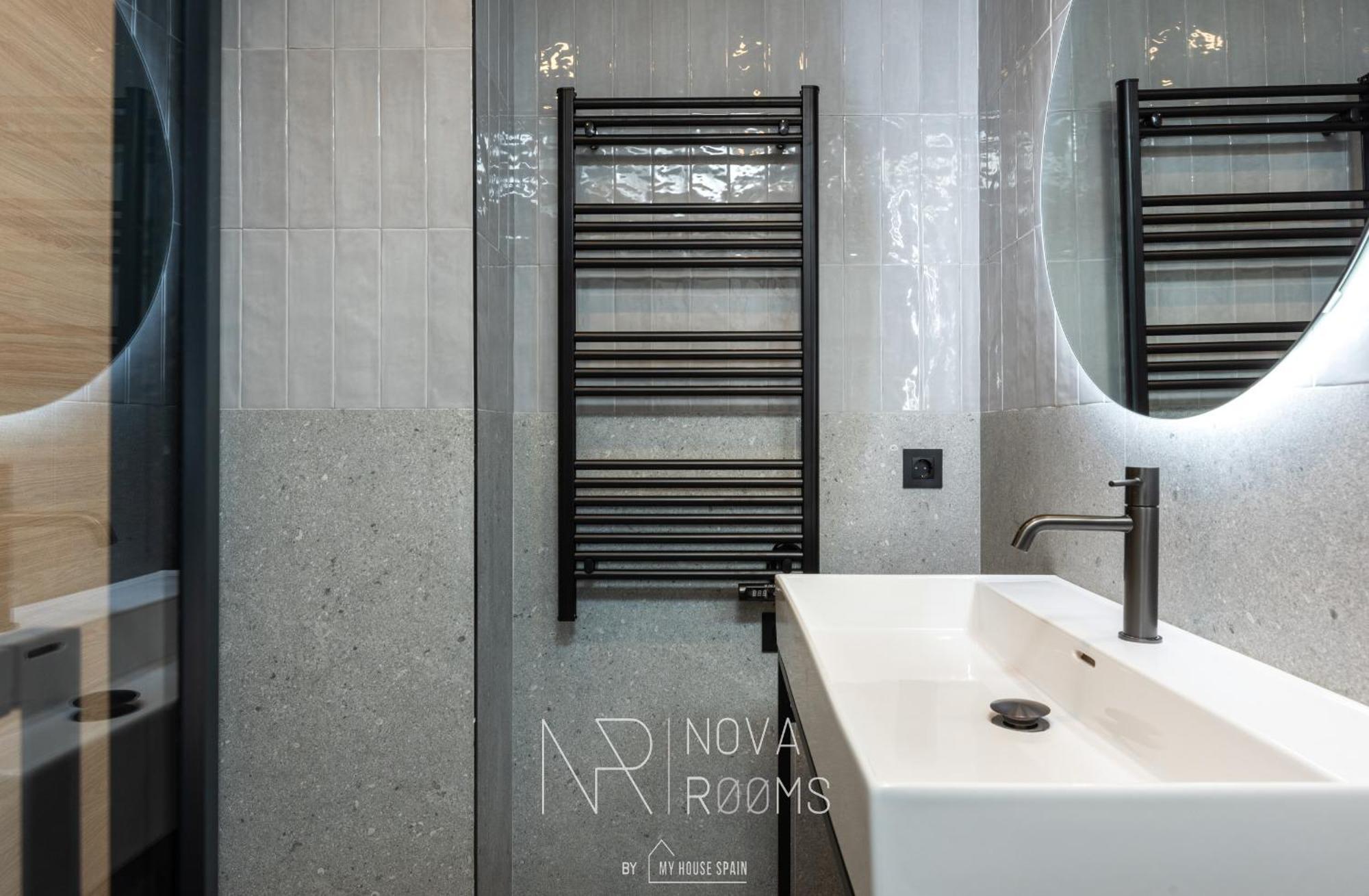 Novarooms By Myhousespain Gijón Exteriör bild